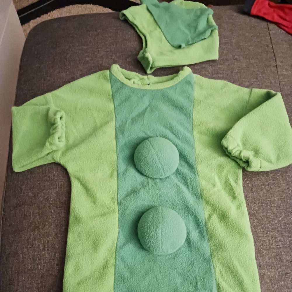 Baby dinosaur costume